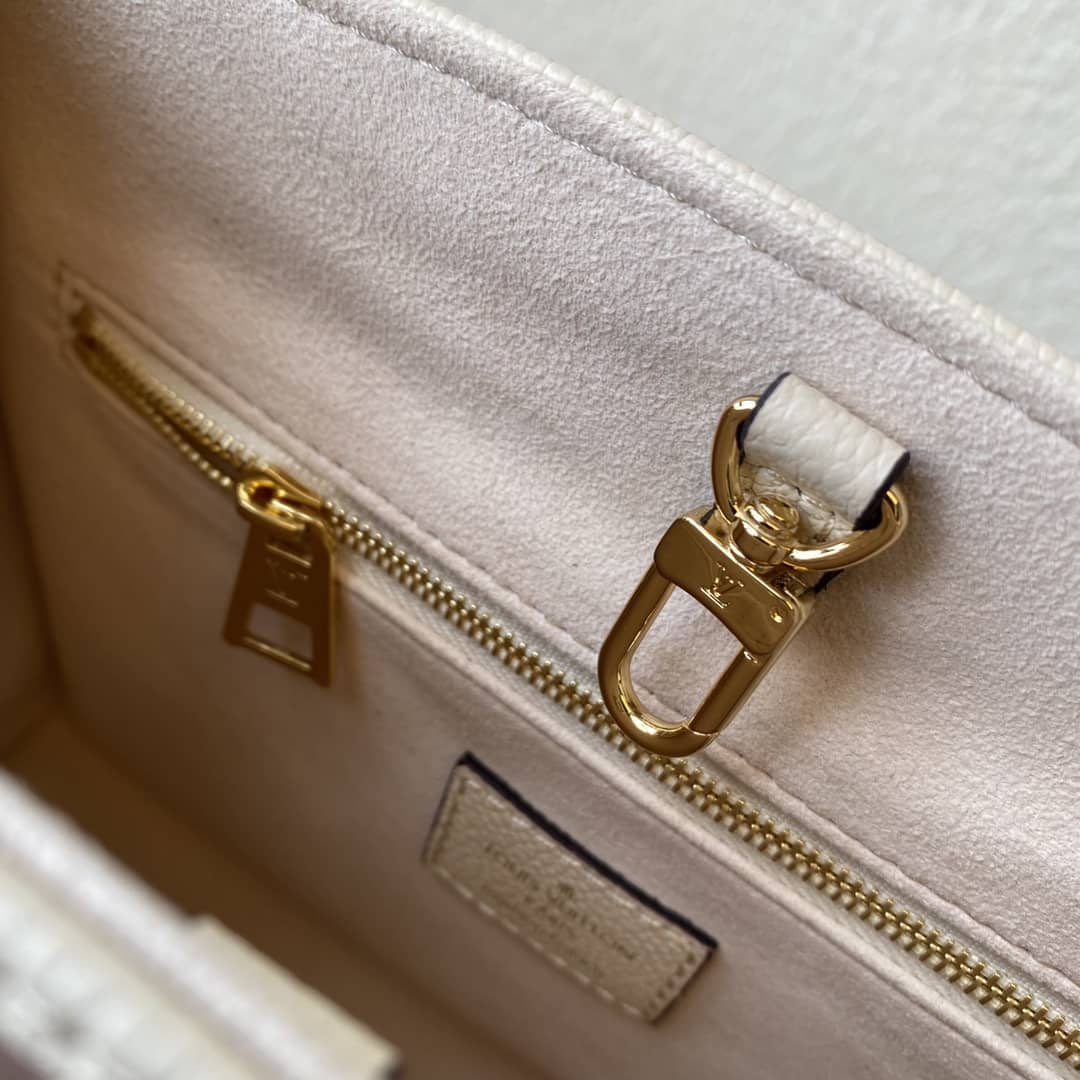 L0vis Vvtt0n Mini Onthego Tote Replica White M45560