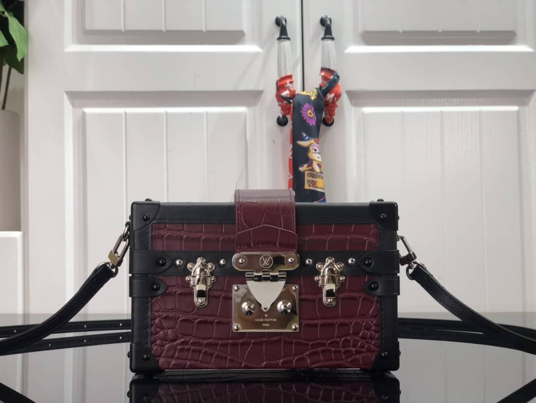 L0vis Vvtt0n Petite Malle Brilliant Alligator Leather Replica Handbag Red N93817