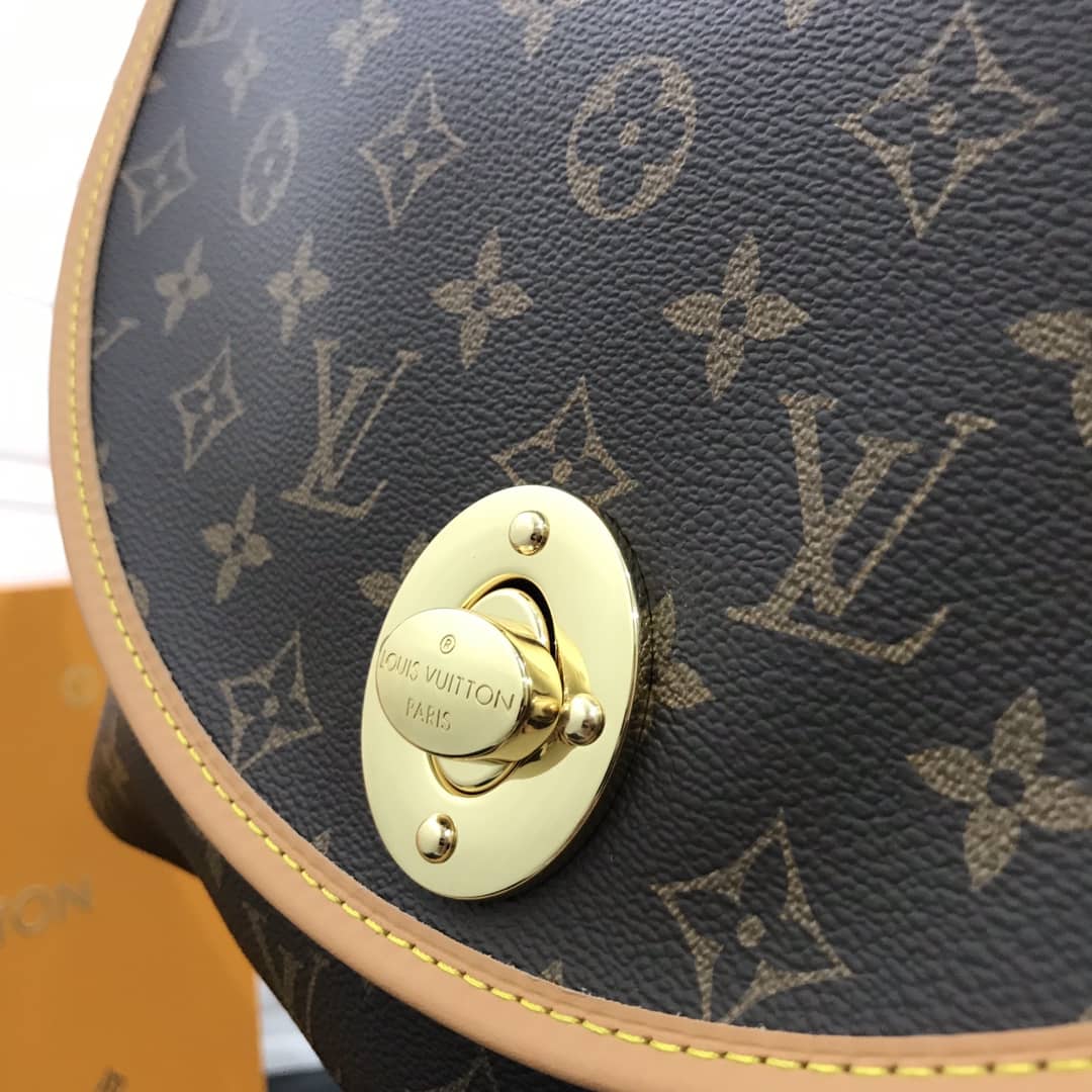 L0vis Vvtt0n Tulum GM Monogram Crossbody Bag Replica M40075