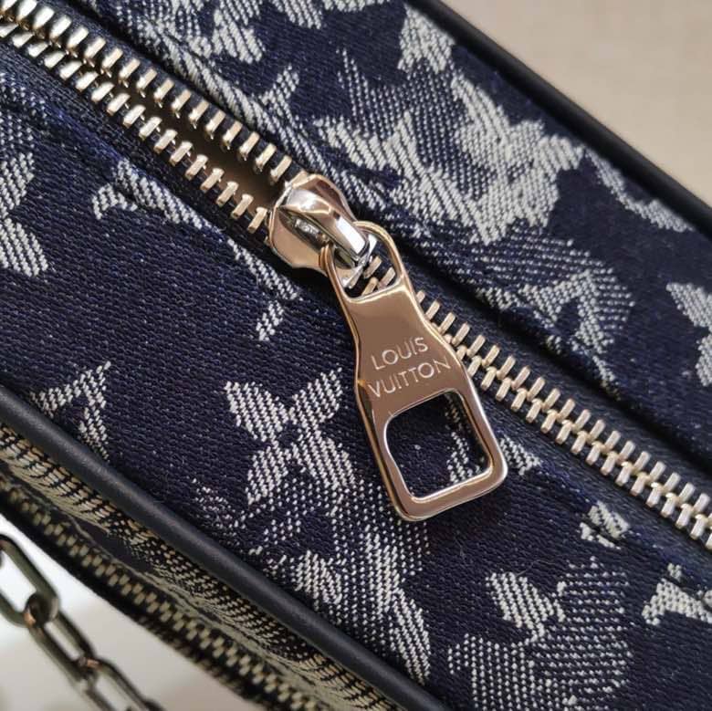 L0vis Vvtt0n Mini Soft Trunk Monogram Tapestry Canvas Replica Bag M80033