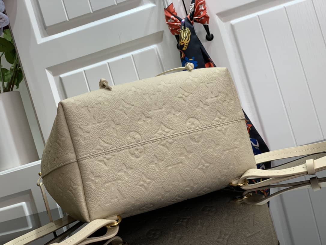 L0vis Vvtt0n Ann Platt Montsouris PM Noir Leather Replica Backpack Beige M45205