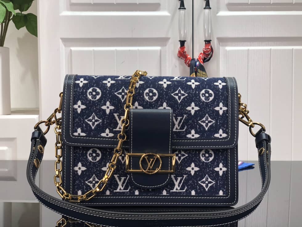L0vis Vvtt0n Dauphine MM Denim Leather M59631 Replica Shoulder Bag