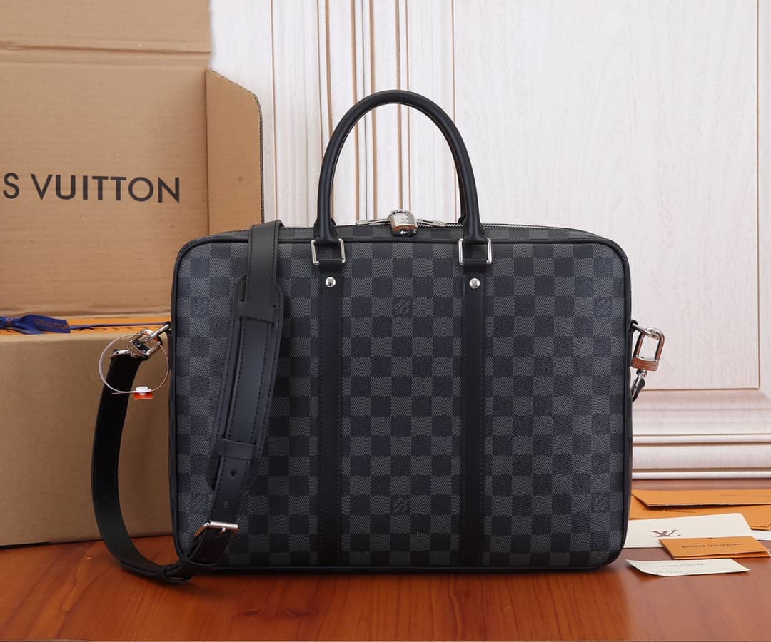 L0vis Vvtt0n Porte Documents Voyage PM Bag Replica N41478