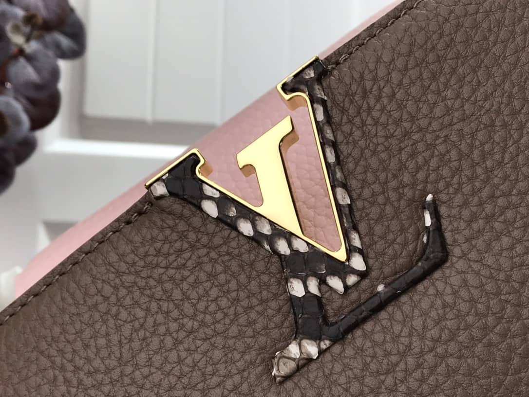 L0vis Vvtt0n Capucines Taurillon Leather PM Tote Replica N92800