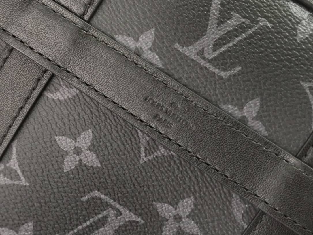 L0vis Vvtt0n Monogram Eclipse Coated Canvas Trunk Messenger Bag Replica M45727