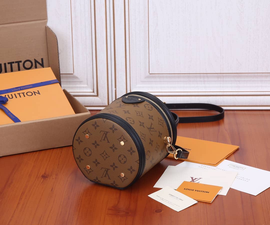L0vis Vvtt0n Cannes Monogram Reverse Womens Vanity Bag Replica M43986