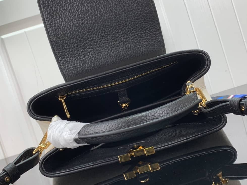 L0vis Vvtt0n Capucines BB Black M59872 Replica Shoulder Bag