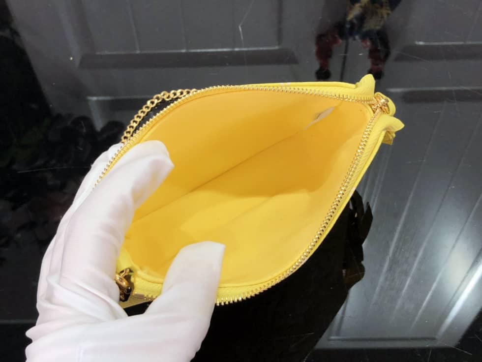 L0vis Vvtt0n Monogram Empreinte Mini Pochette Accessoires Yellow M46129
