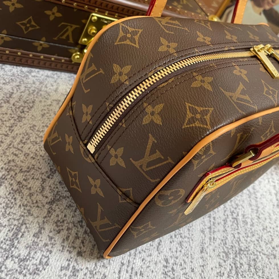 L0vis Vvtt0n Monogram Cite MM M51182 Replica Shoulder Bag