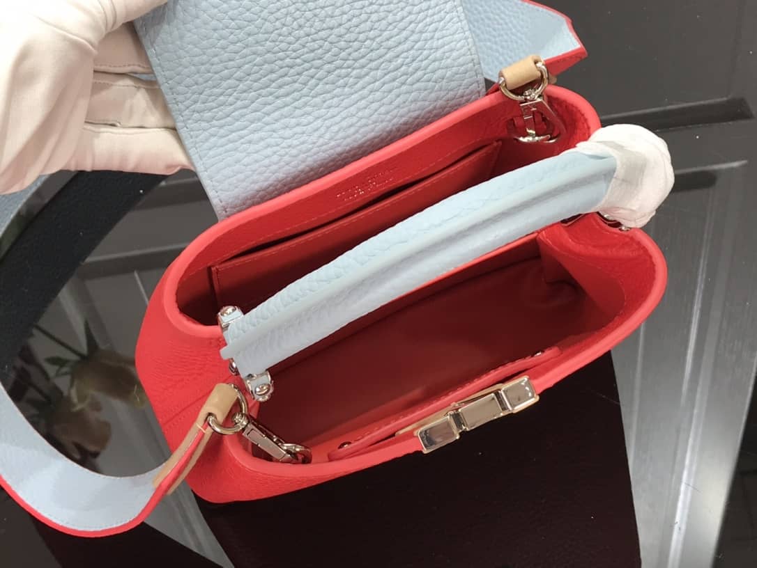 L0vis Vvtt0n Capucines Mini Taurillon Leather Replica Bag Red M57520