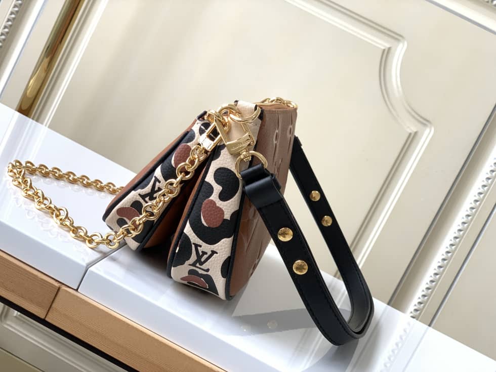 L0vis Vvtt0n Multi Pochette Accessoires Monogram Empreinte M45839 Replica