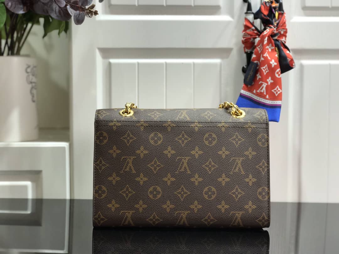 L0vis Vvtt0n Monogram Canvas Victoire Chain Bag Replica Red M41731