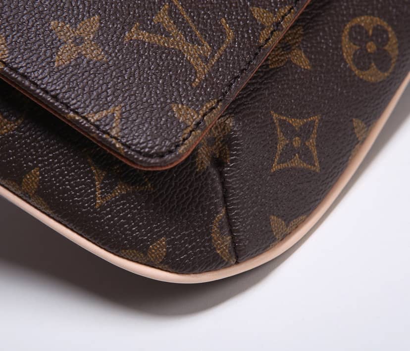 L0vis Vvtt0n Musette Tango Short Strap Replica Shoulder Bag M51257