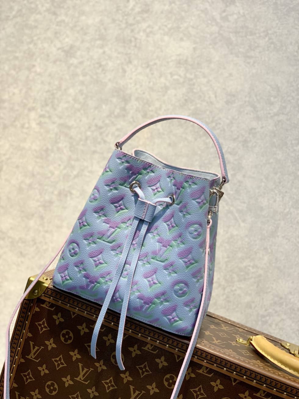 L0vis Vvtt0n Neonoe BB Blue M46174 Replica Bucket Bag