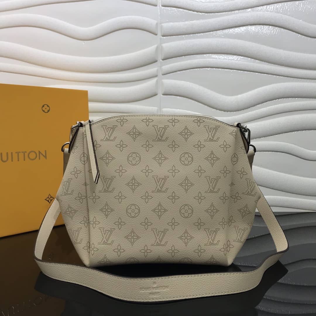 L0vis Vvtt0n Babylone Chain BB 2way Replica Shoulder Bag Beige M51223