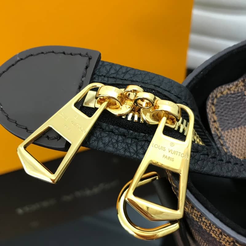 L0vis Vvtt0n Jersey Damier Ebene Canvas Magnolia Bag Black Replica N44041