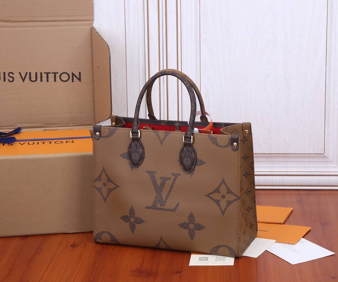 L0vis Vvtt0n Monogram Giant Canvas Onthego MM Bag Replica M45039