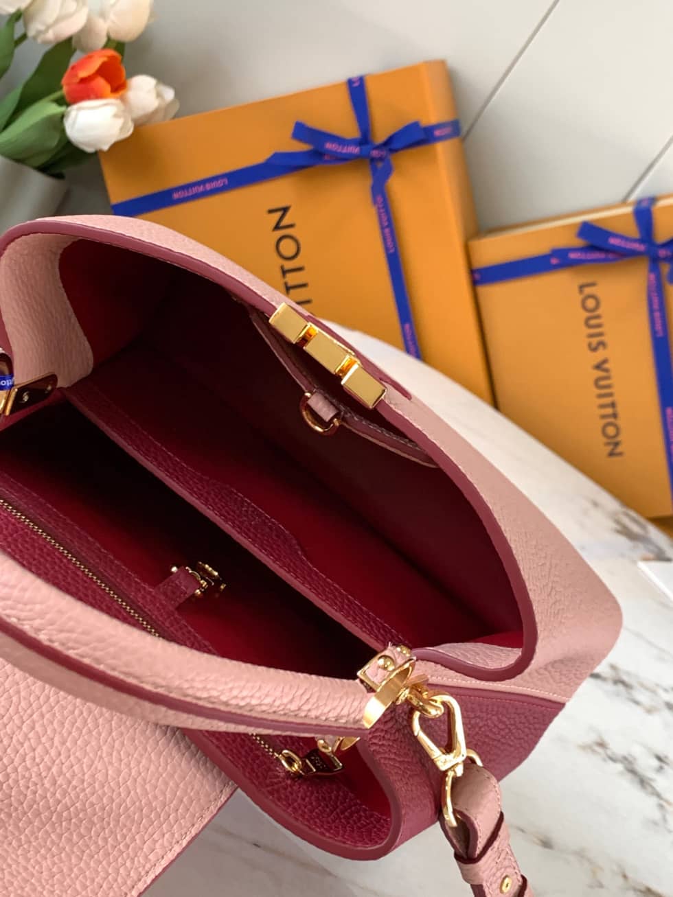 L0vis Vvtt0n Capucines BB Pink M58608 Replica Crossbody Bag