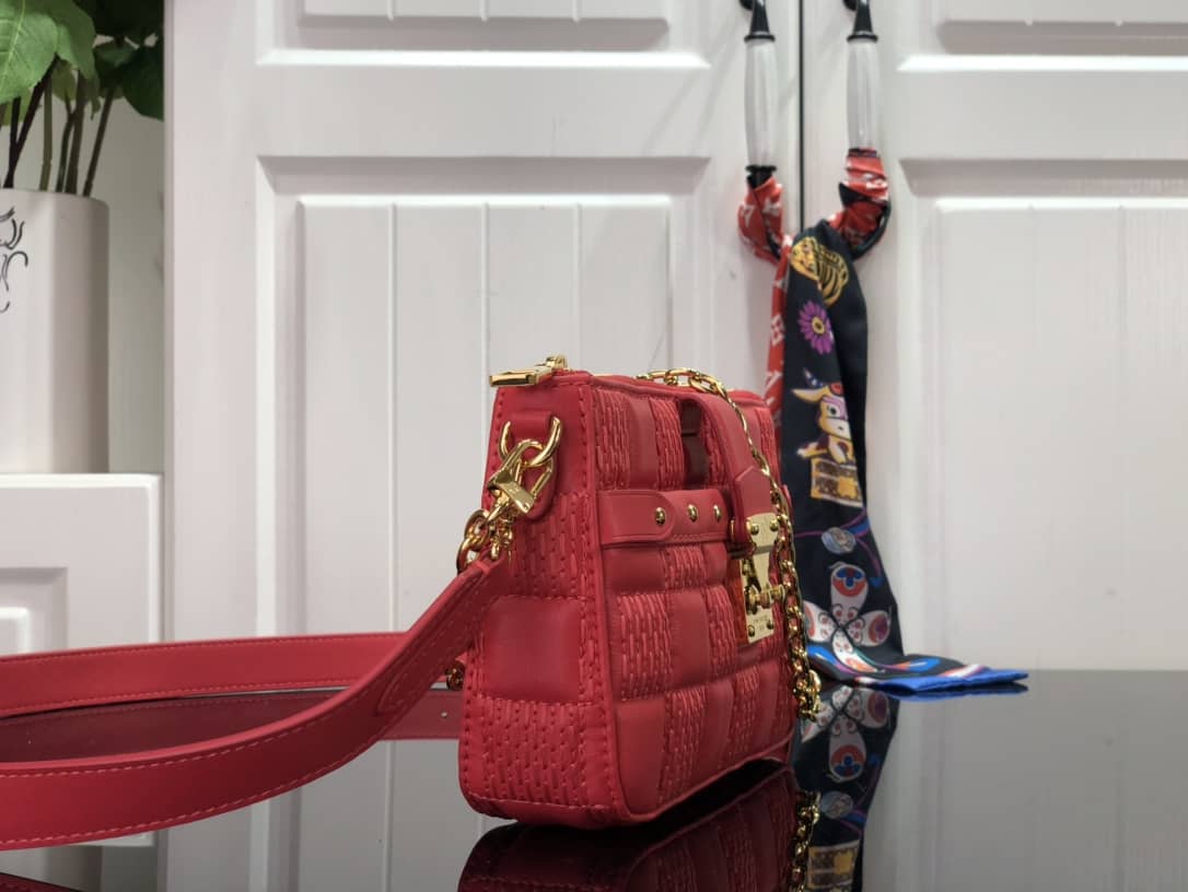 L0vis Vvtt0n Pochette Troca Replica Shoulder Bag Red M59046