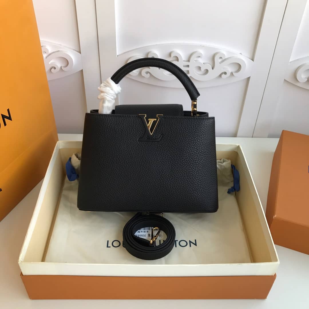 L0vis Vvtt0n Capucines MM Bag Replica Black M48864