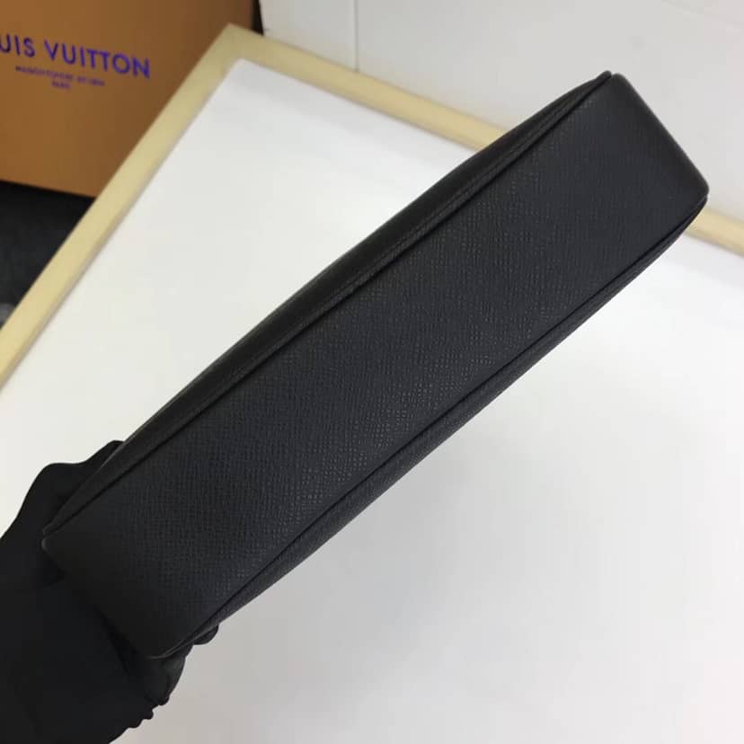 L0vis Vvtt0n Kasai Taiga Leather Canvas Replica Clutch Black M33409