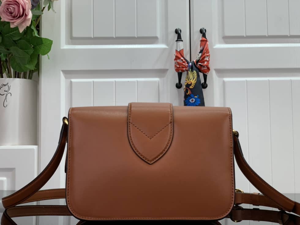 L0vis Vvtt0n Pont 9 Soft Calfskin Leather Red M55948 Replica Crossbody Bag