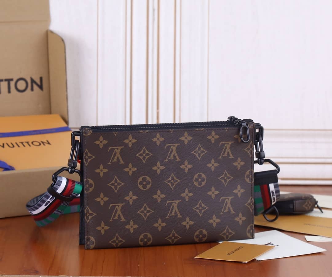 L0vis Vvtt0n Trio Pouch Taurillon M59681 Replica