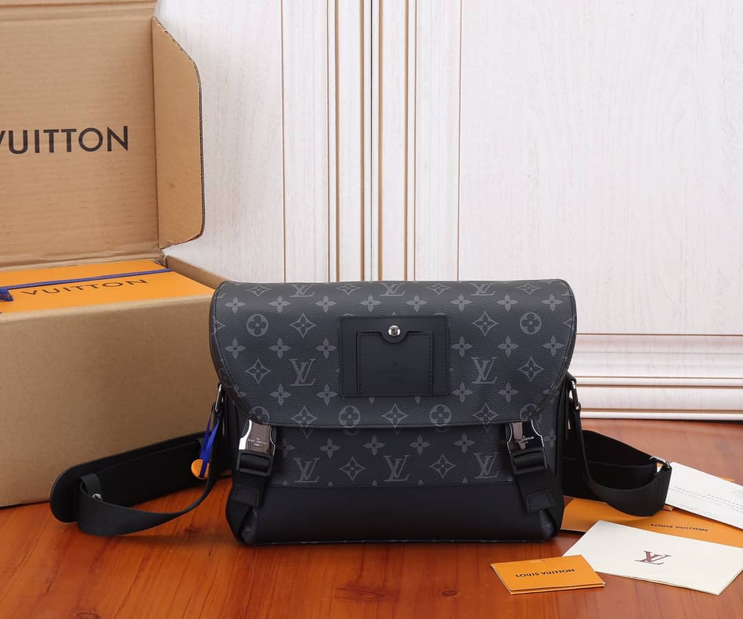 L0vis Vvtt0n Monogramu Messenger PM Voyage Shoulder Bag Replica M40511