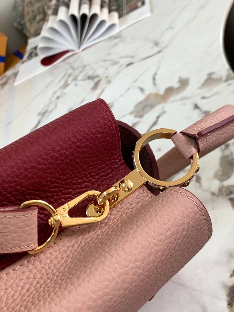 L0vis Vvtt0n Capucines BB Pink M58608 Replica Crossbody Bag