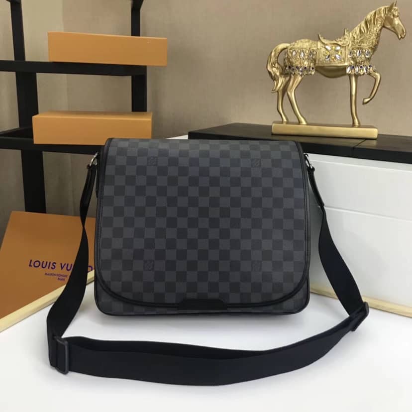 L0vis Vvtt0n Damier Graphite Daniel MM Replica Shoulder Bag N58029
