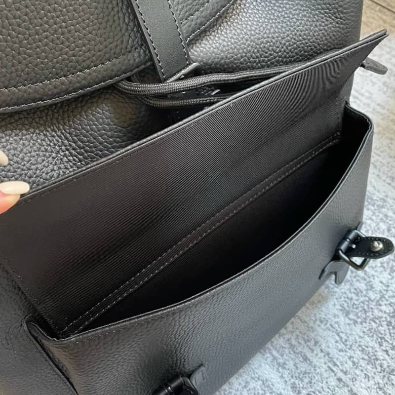 L0vis Vvtt0n Christopher Slim Replica Backpack M58644