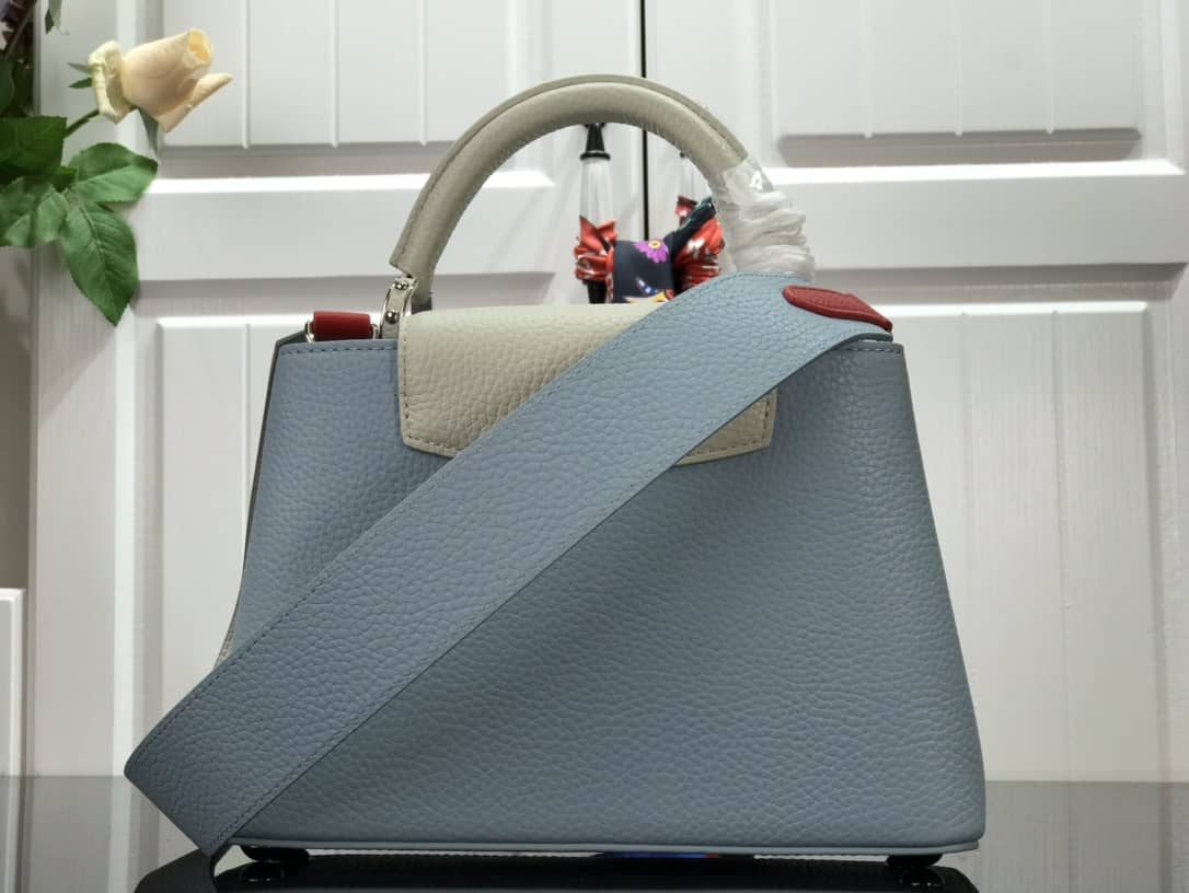 L0vis Vvtt0n Capucines Mini Taurillon Leather Replica Bag Blue M57520