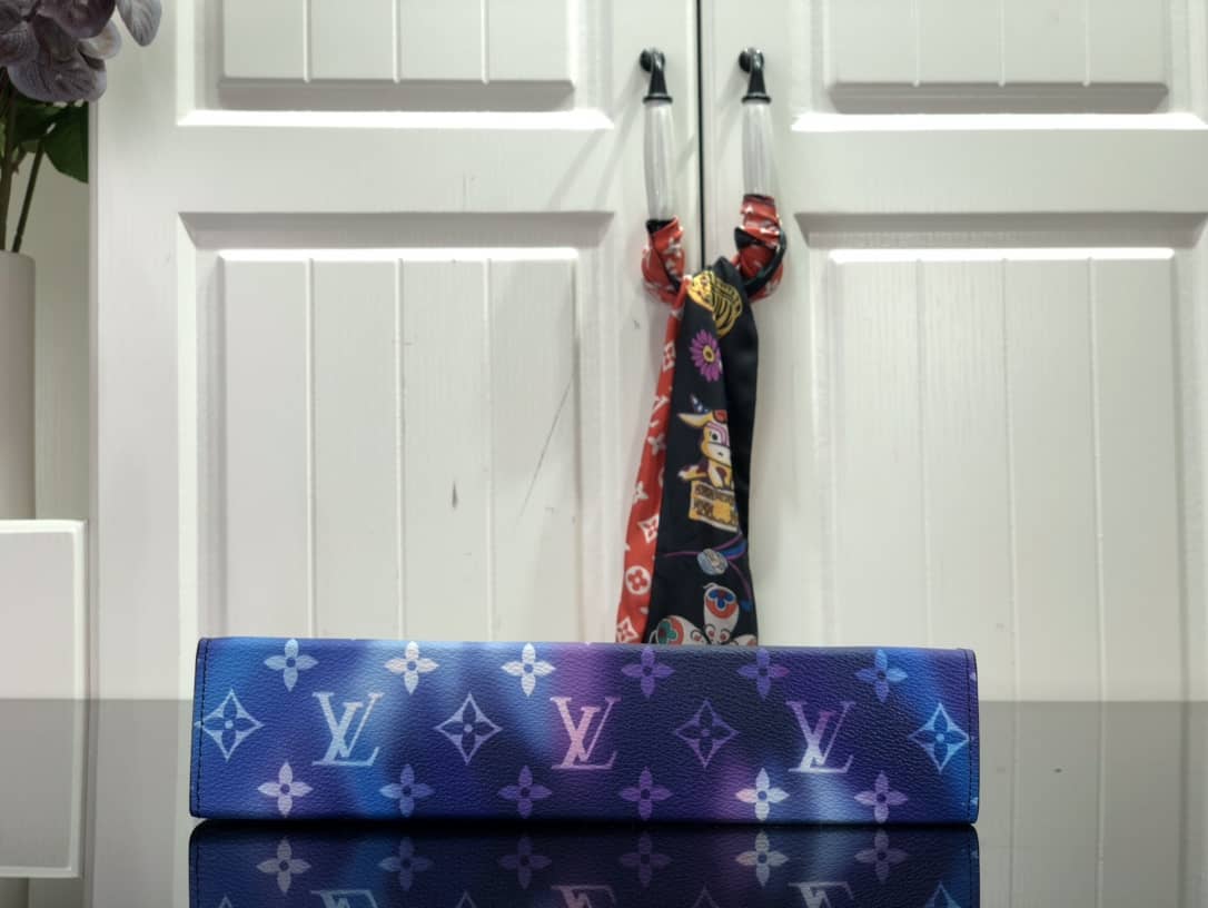 L0vis Vvtt0n Sunset Monogram Multicolor Voyage Replica Pochette Blue M45941