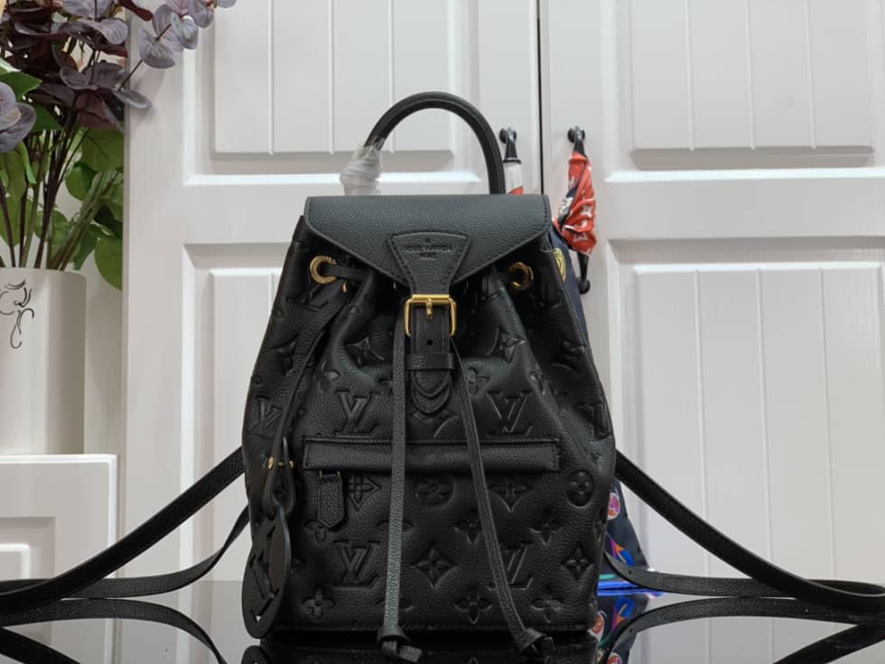 L0vis Vvtt0n Empreinte Montsouris Black M45639 Replica Backpack