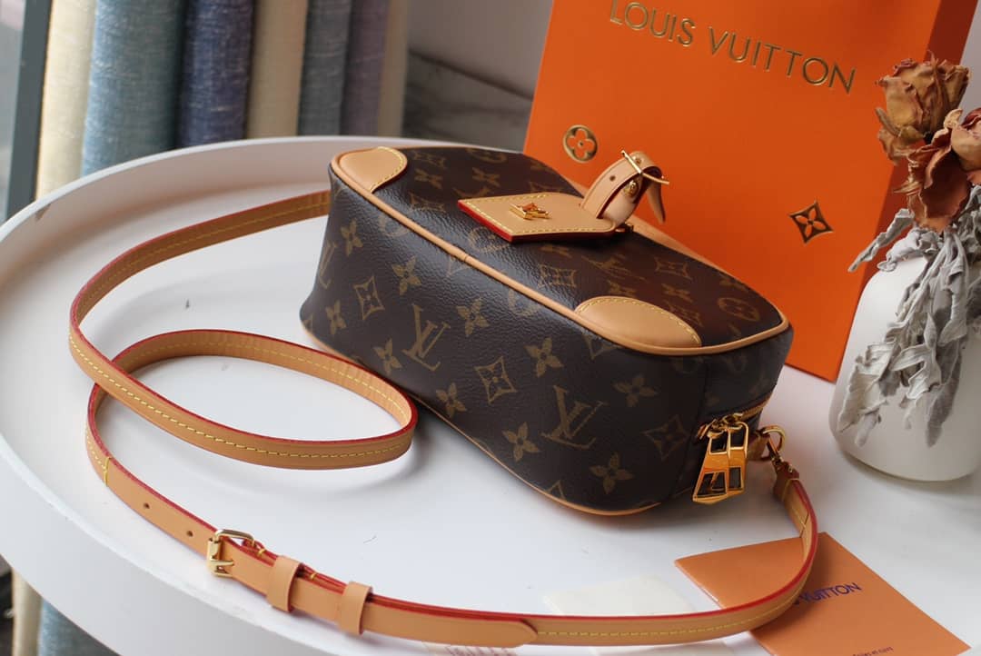 L0vis Vvtt0n Monogram Canvas Deauville Mini Replica Bag M45528