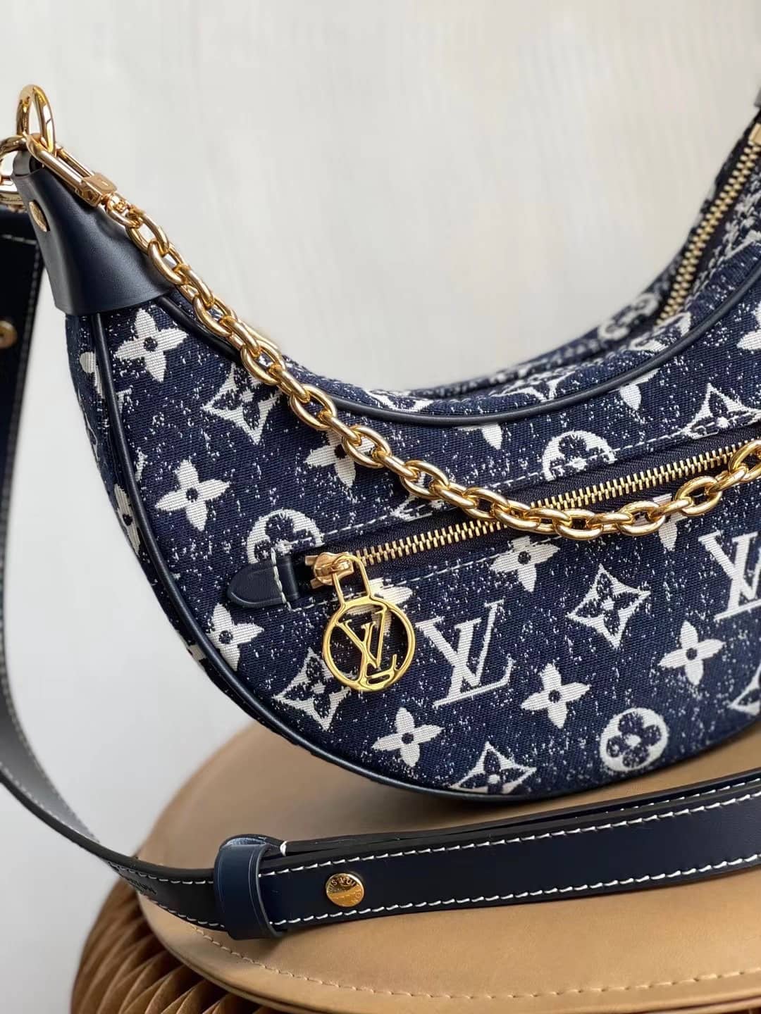 L0vis Vvtt0n Denim Loop Bag Blue M81166 Replica Hobo