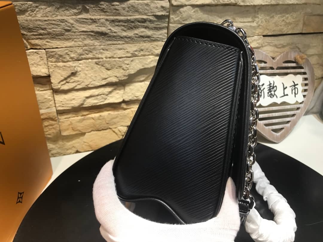 L0vis Vvtt0n Replica Bags Twist PM Epi Leather Replicas Handbag Black(ColaReps)