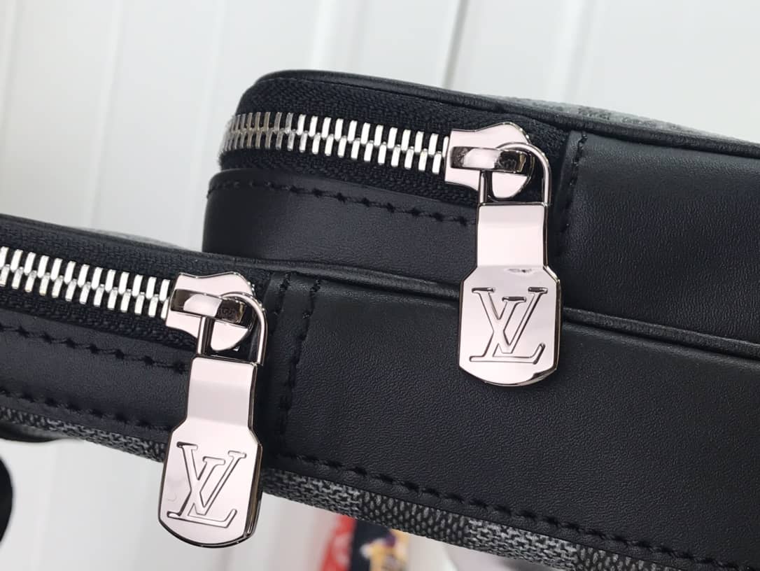 L0vis Vvtt0n Damier Replica SlingBag N50012