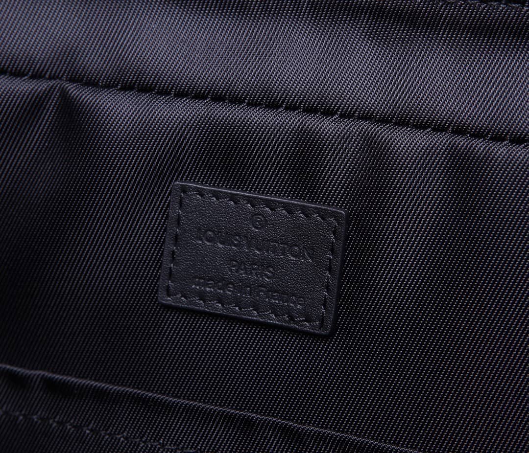 L0vis Vvtt0n Monogram Eclipse Soft Trunk Briefcase Business Bag M44952 Replica Mens Bag