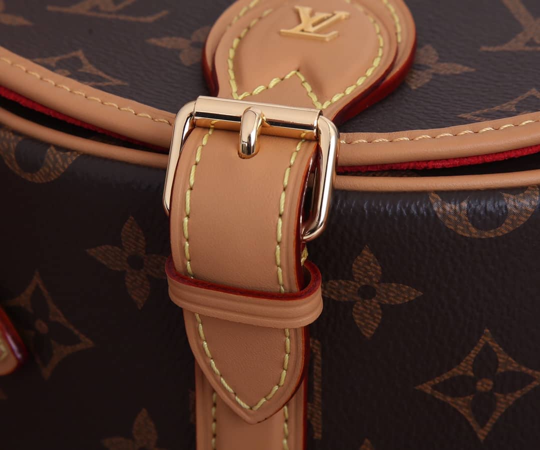 L0vis Vvtt0n Monogram Canvas Tambourin Replica Bag M44860
