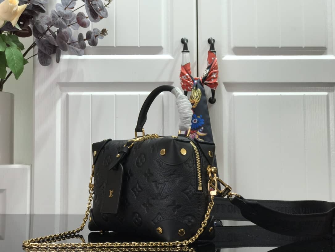 L0vis Vvtt0n Petite Malle Souple Monogram Replica Bag Black M45571