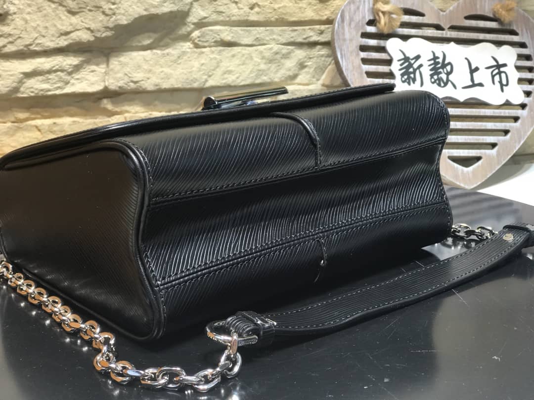 L0vis Vvtt0n Replica Bags Twist PM Epi Leather Replicas Handbag Black(ColaReps)