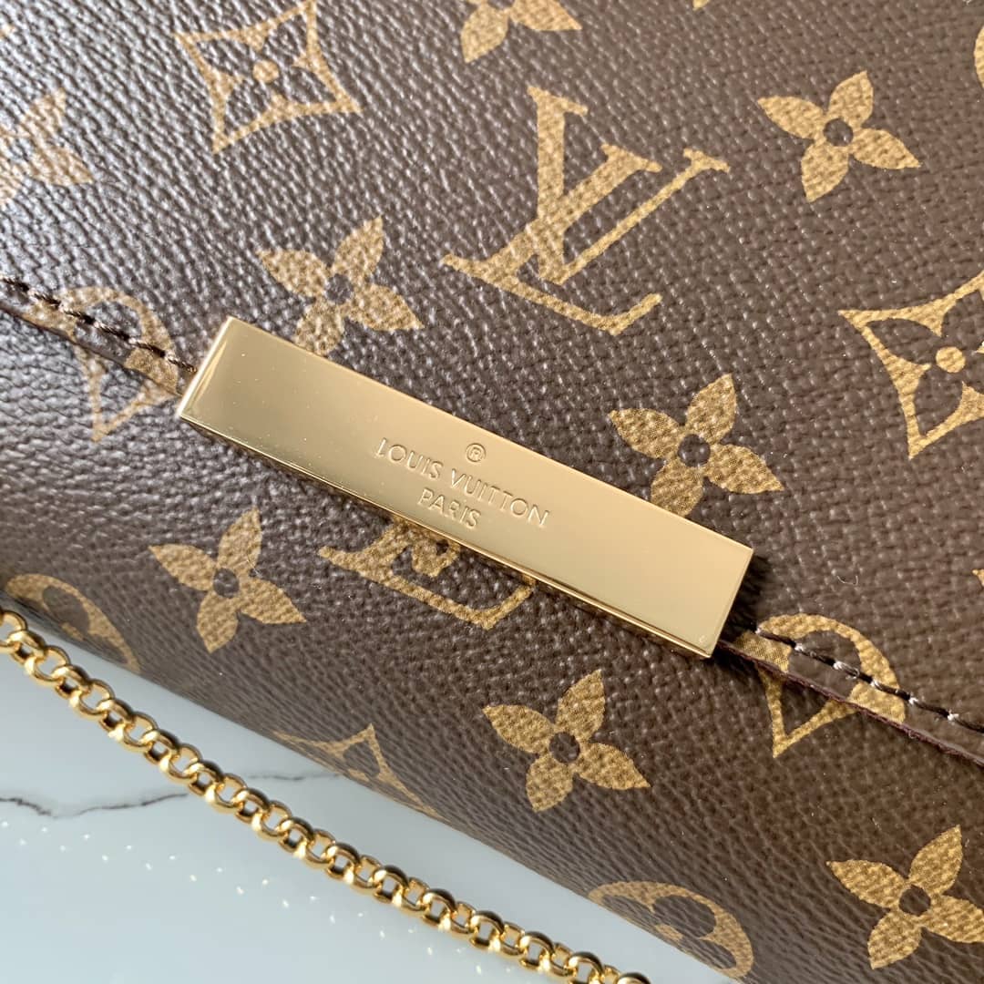 L0vis Vvtt0n Favorite Monogram Canvas MM Replica Bag Brown M40718