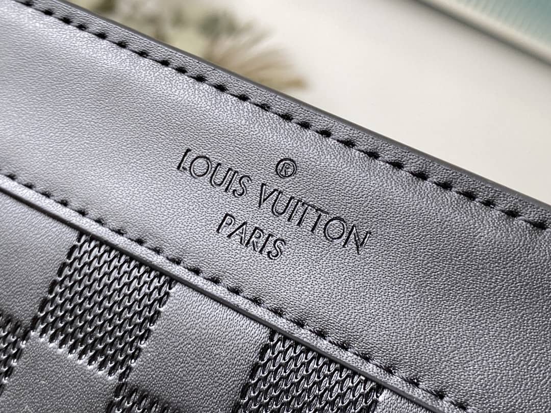 L0vis Vvtt0n Leather Standing Damier Infini 3D Cowhide Pouch Replica Black N60450
