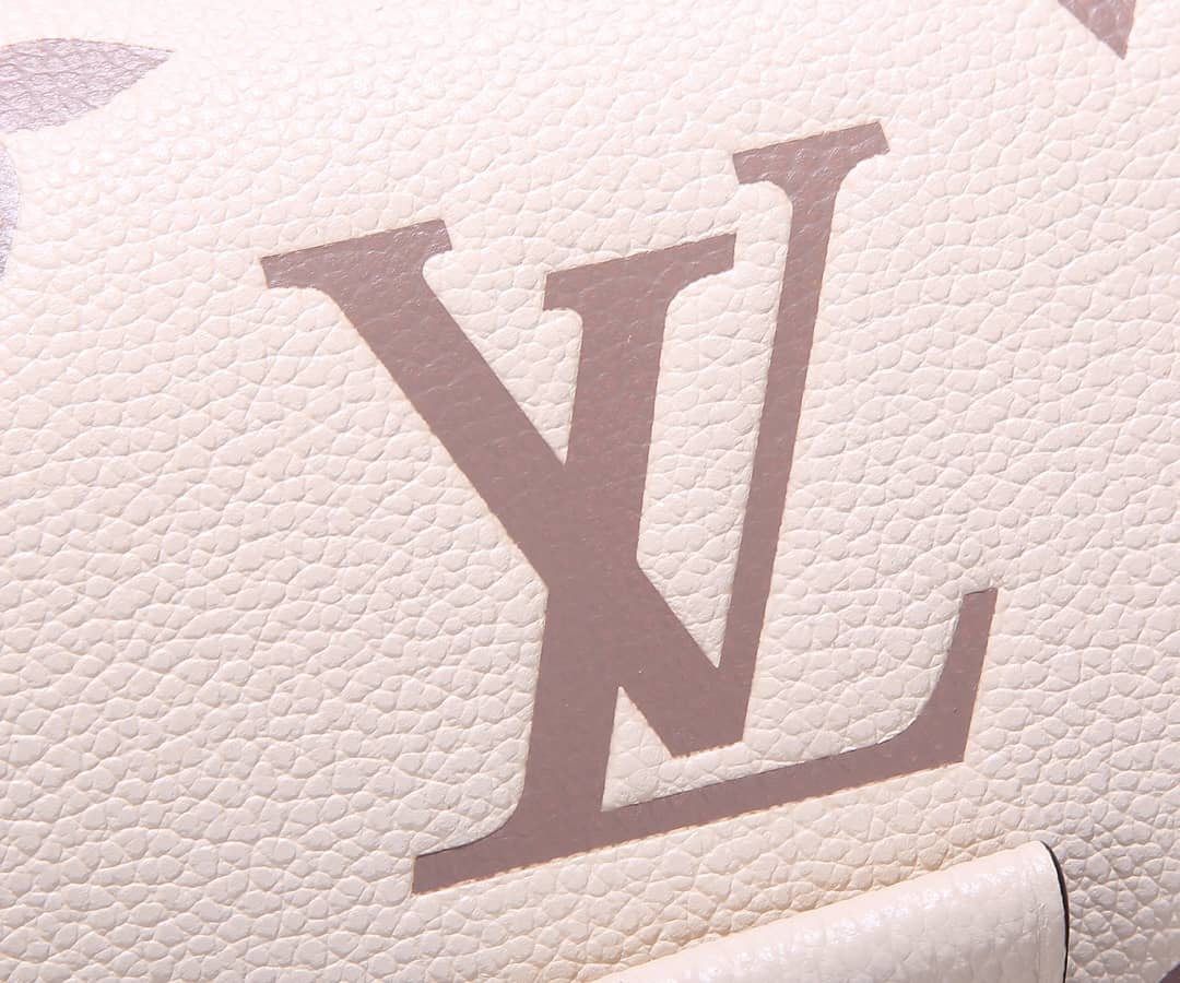 L0vis Vvtt0n Favorite Monogram Empreinte Leather Replica Shoulder Bag White M45813