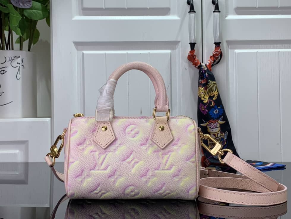 L0vis Vvtt0n Nano Speedy Pink M81508 Replica Shoulder Bag