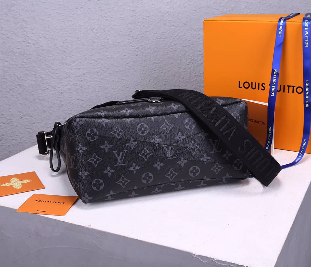 L0vis Vvtt0n Besace Zippée Monogram MM Bag Replica Black M45214