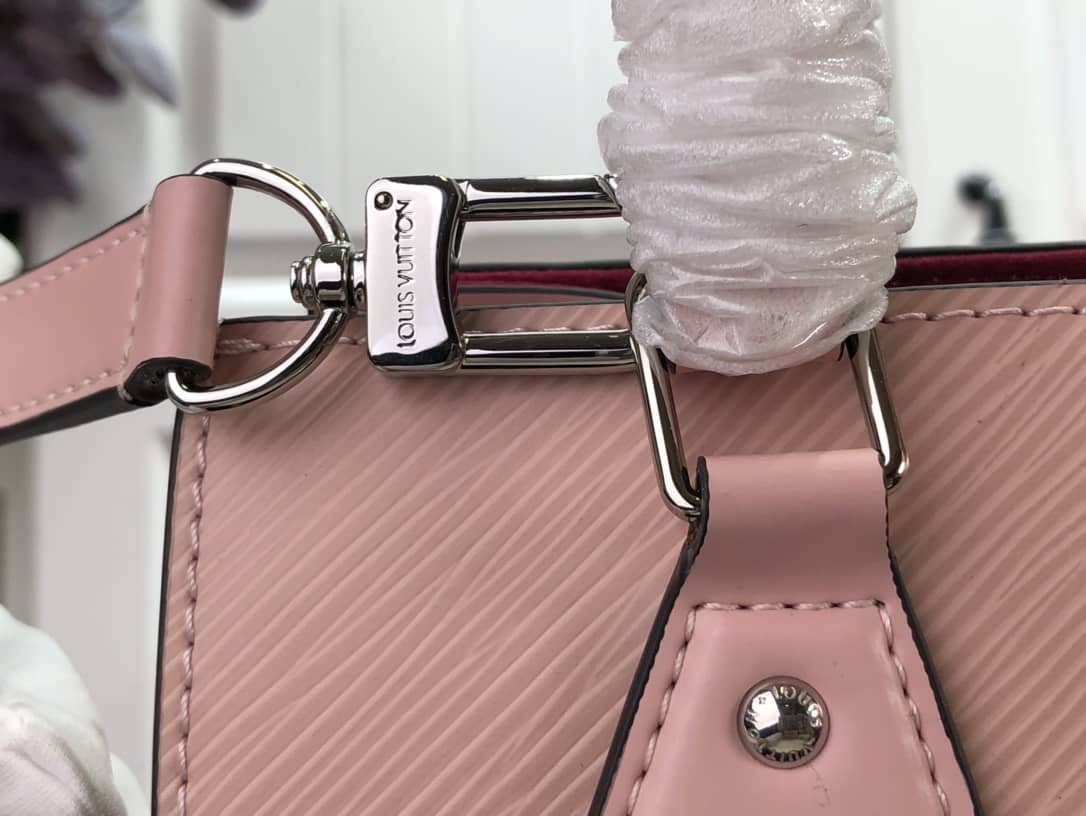 L0vis Vvtt0n Sac Plat BB Shoulder Bag Replica Pink M58660