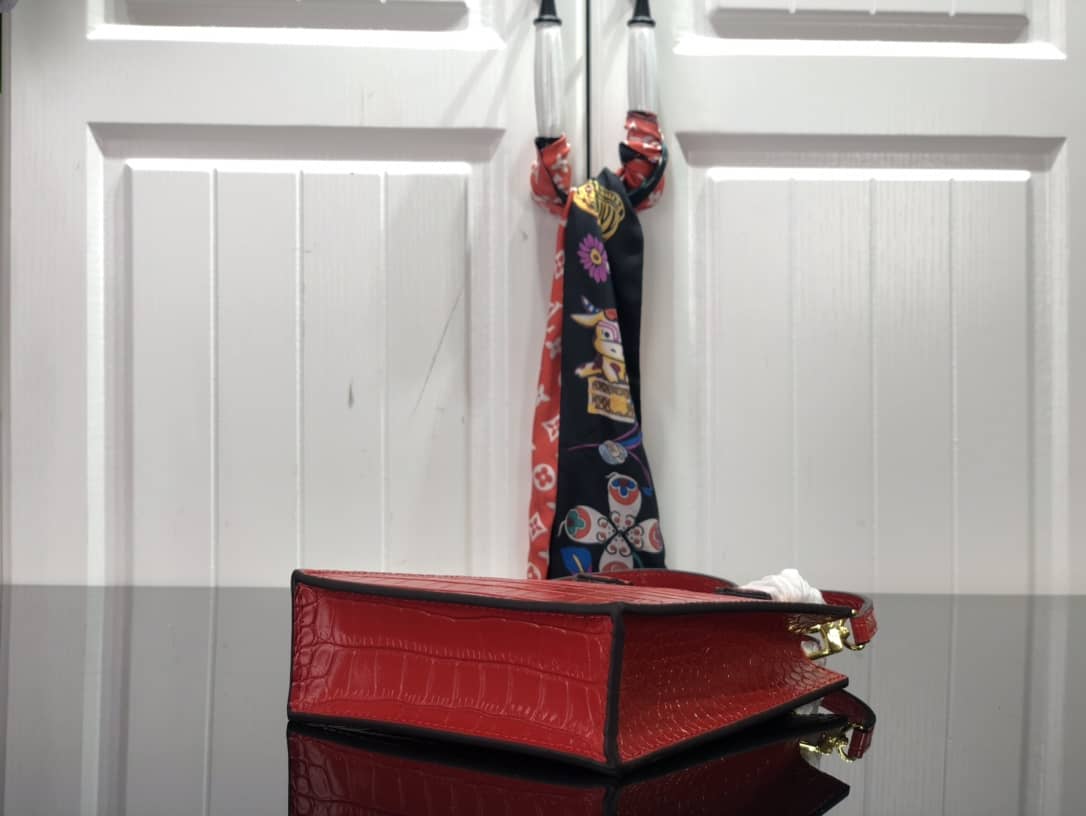 L0vis Vvtt0n Petit Sac Plat Flat Shoulder Bag Replica Red M80169