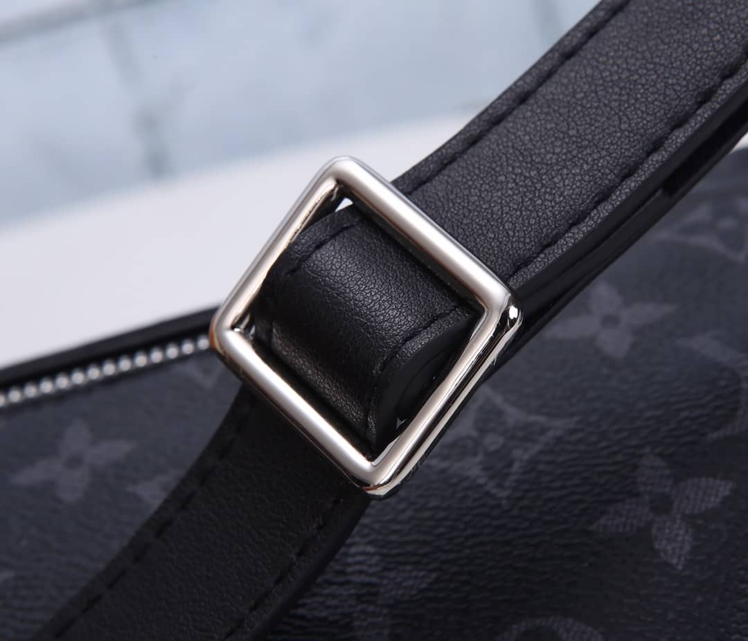 L0vis Vvtt0n Monogram Eclipse Discovery Replica Waist Bag Black M44336